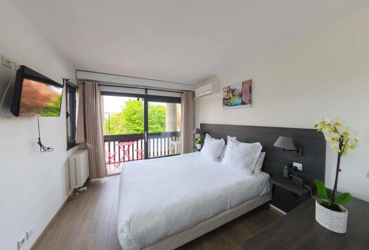Logis Hotel Annecy Nord / Argonay Exterior photo