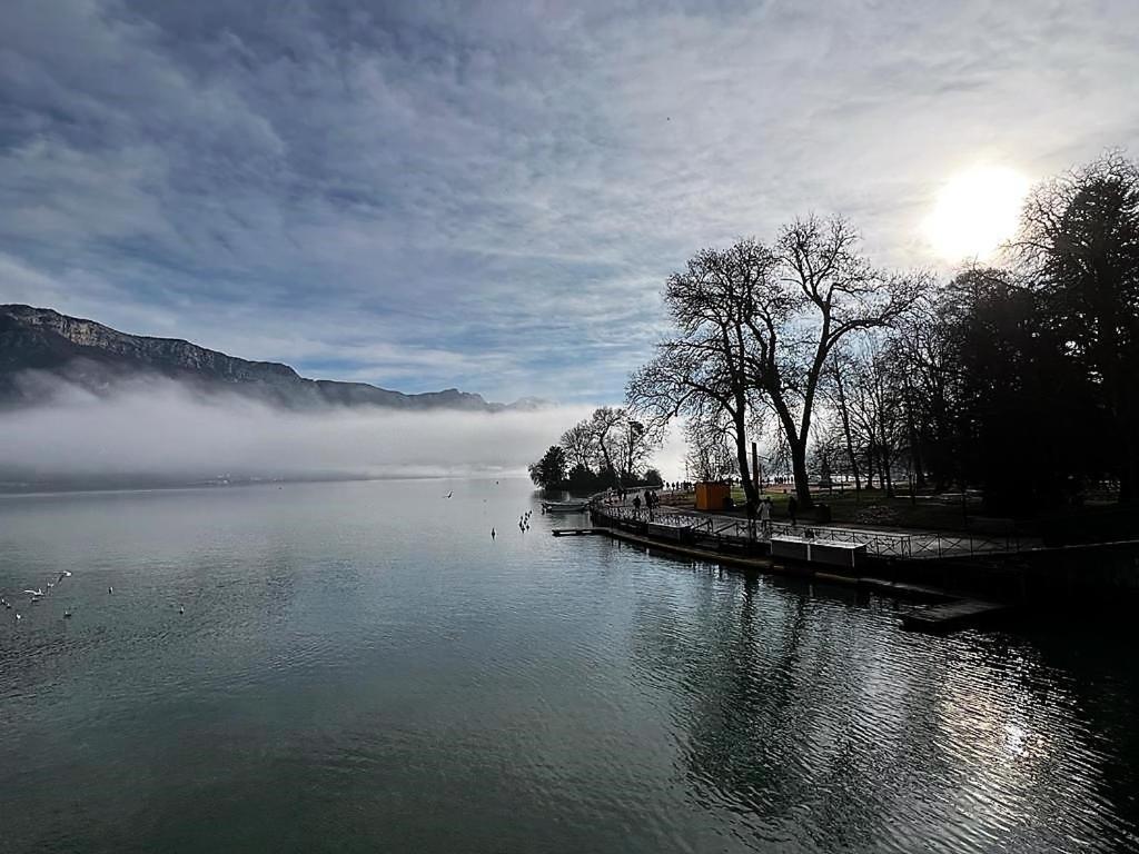 Logis Hotel Annecy Nord / Argonay Exterior photo