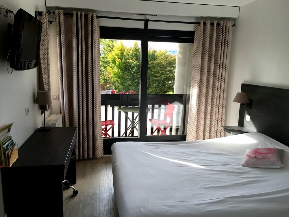 Logis Hotel Annecy Nord / Argonay Exterior photo