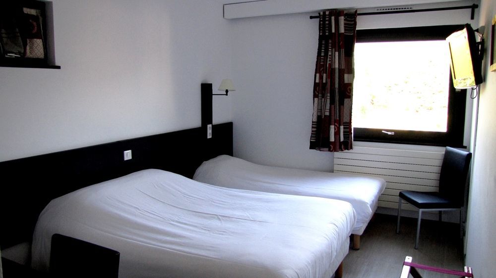 Logis Hotel Annecy Nord / Argonay Exterior photo